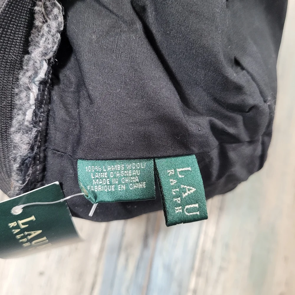 Ralph Lauren Bucket Hat. - Picture 12 of 13